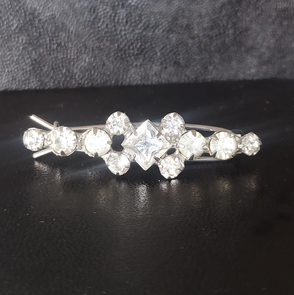 Vintage Rhinestone Barrett